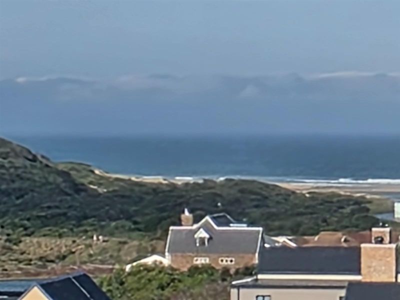 Modern 4 Bedroom House For Sale in Karookraal - Photo 7