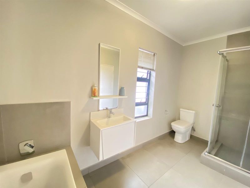 Apartment Available in Morningside, Sandton - Photo 8