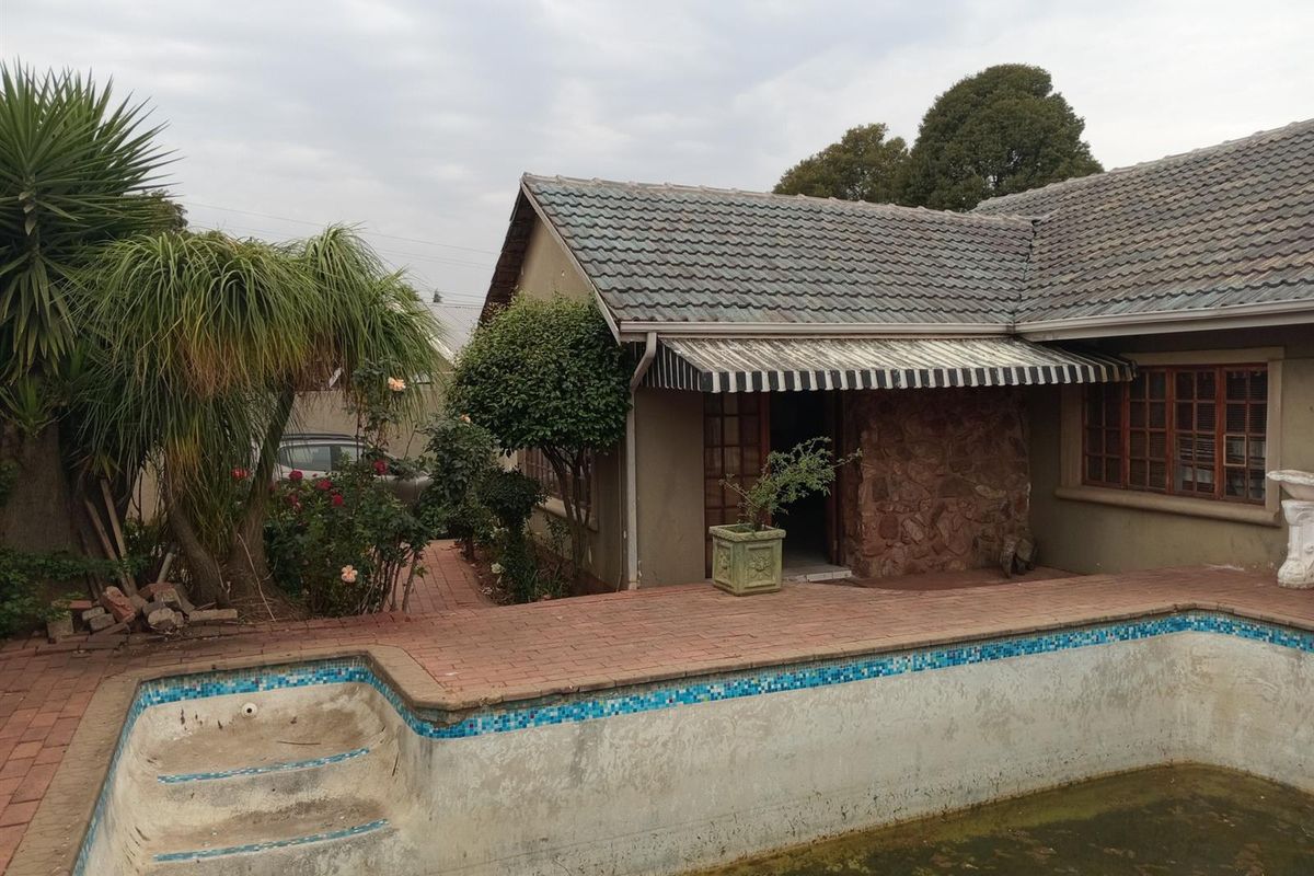 House For Sale in Reefhaven, Roodepoort - Photo 3