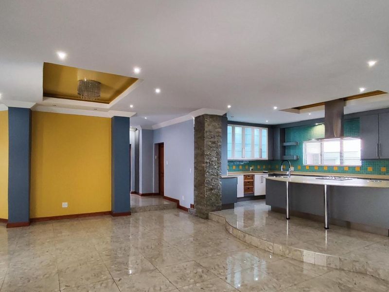 Luxe Living in Helderwyk Estate - 5-Bedroom Dream Home Call today to arrange a viewing - Photo 7