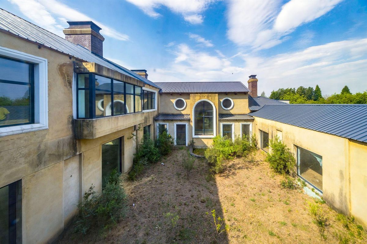 6 bedroom House for sale in Waterfall Equestrian Estate, Waterfall, Midrand - Photo 3