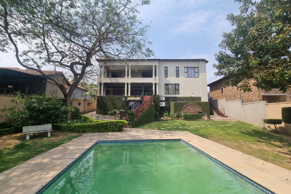 House For Sale in Stonehenge Ext 1 Stonehenge Nelspruit - Photo 2