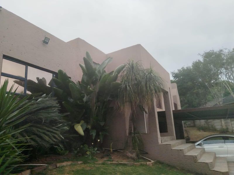 House For Sale in Model Park, Witbank - Photo 2