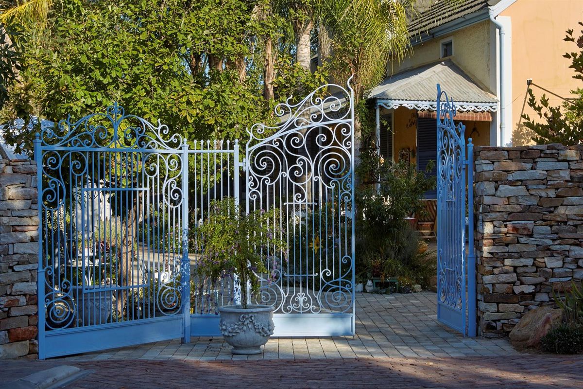Guest House in the heart of Clanwilliam - Photo 4