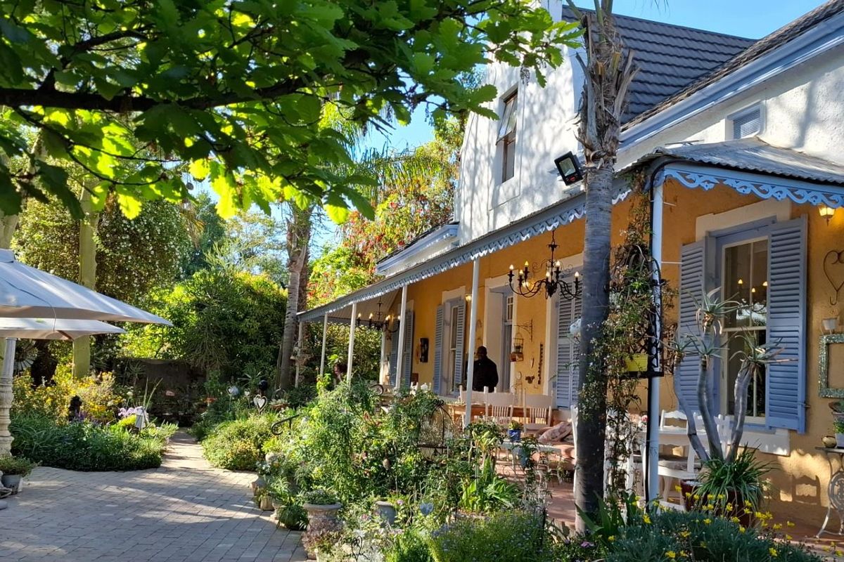 Guest House in the heart of Clanwilliam - Photo 3