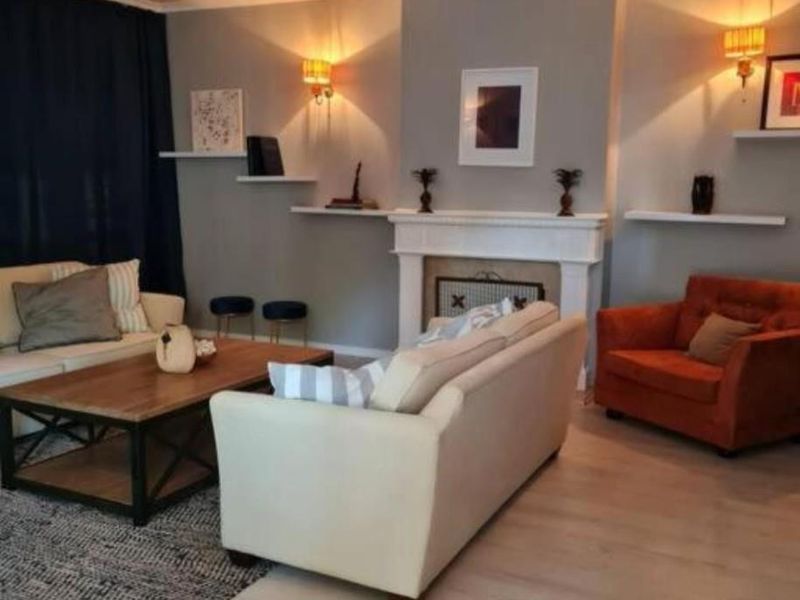 Stunning and precious 5 bedroom home,5  bathroom perfectly nestled in the heart of glenwood,berea - Photo 7