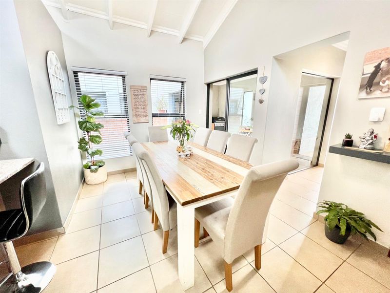 Townhouse For Sale in Summerset, Midrand - Photo 9