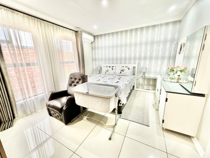 Townhouse For Sale in Summerset, Midrand - Photo 5