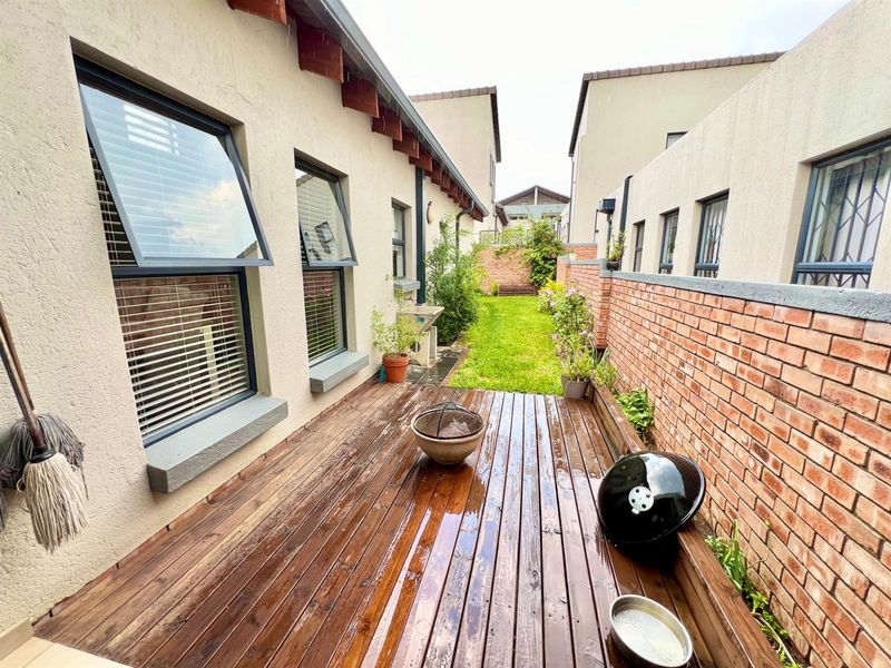 Townhouse For Sale in Summerset, Midrand - Photo 4