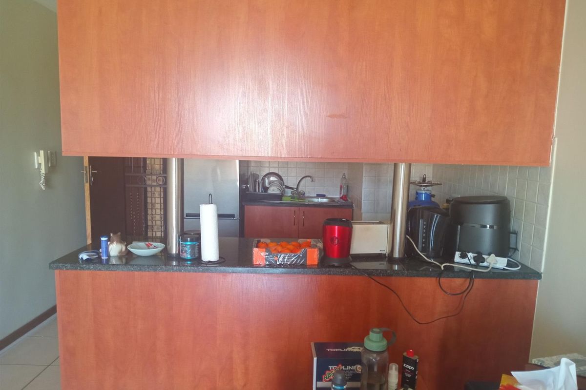 Apartment Available in Hillcrest, Pretoria - Photo 2