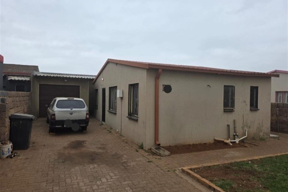 House For Sale in Protea Glen, Soweto - Photo 3