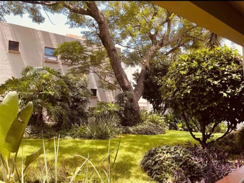 Apartment For Sale in Paulshof, Sandton - Photo 8
