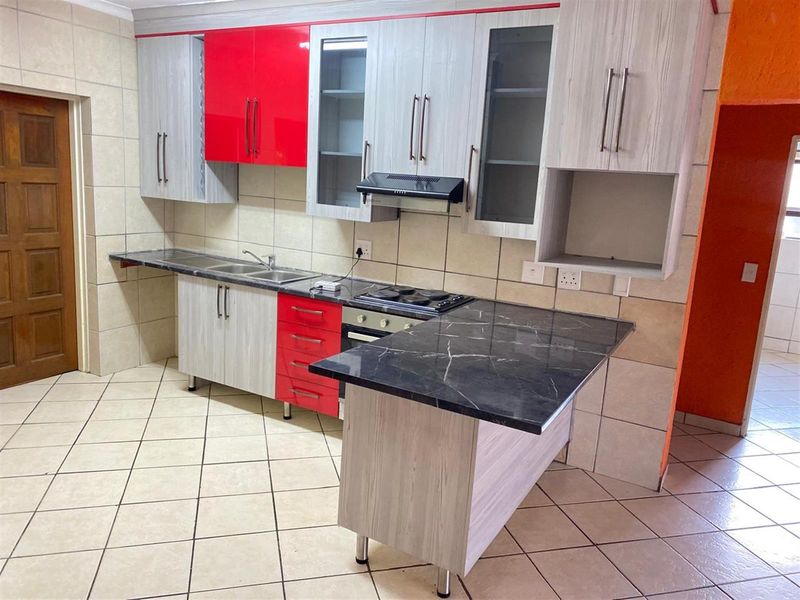 Apartment For rent in Stonehenge, Nelspruit - Photo 5