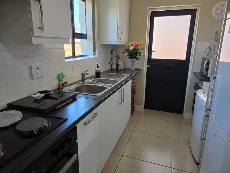 House For Sale in Karookraal Estate, Hartenbos Central - Photo 9