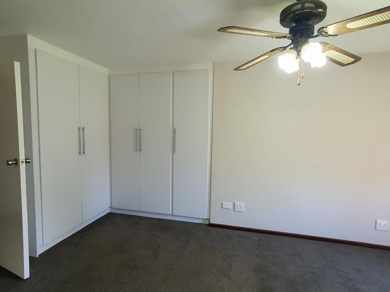 Stunning 6-Bedroom Home with Ocean Views in Bayview, Hartenbos - Photo 7