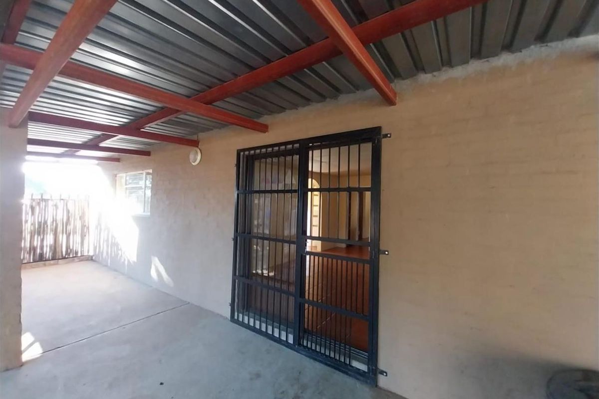 Commercial Property For Sale in Jan Kempdorp - Photo 4