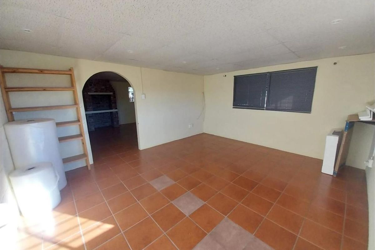 Commercial Property For Sale in Jan Kempdorp - Photo 5