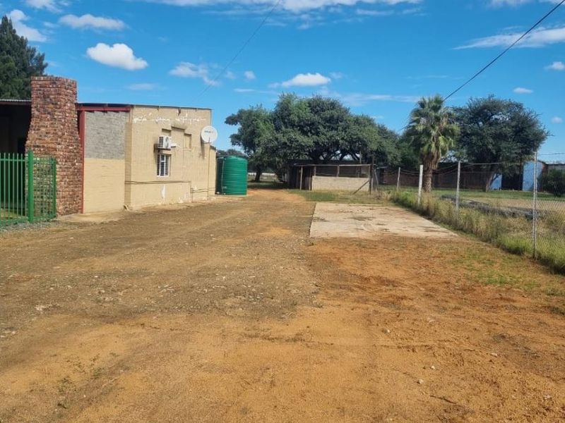 Apartment Block For Sale in Jan Kempdorp - Photo 9