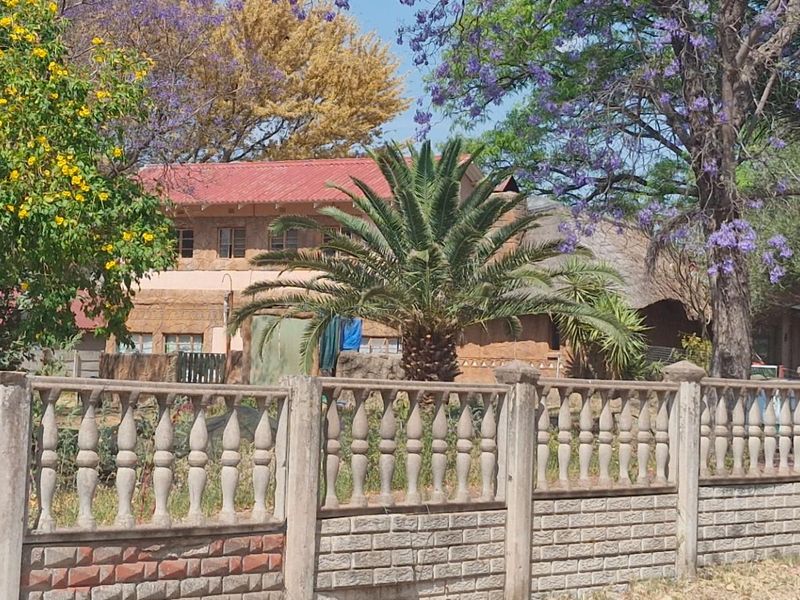 PRICED TO GO FIXER-UPPER WITH GREAT POTENTIAL - Photo 3