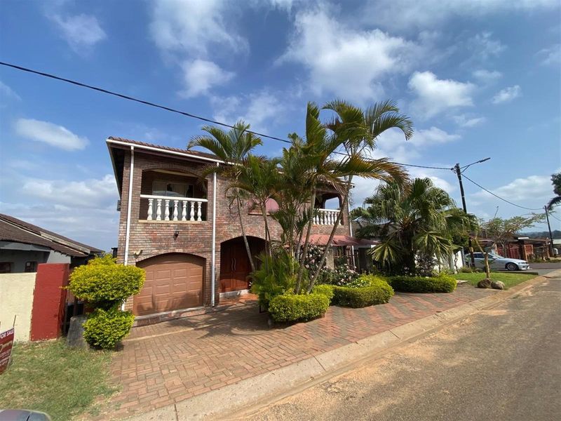 ✨ Spacious Family Home in Hillsview, White River ✨ - Photo 2