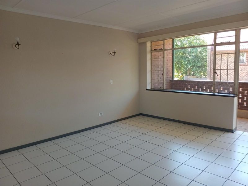 Apartment available in Lyndhurst, Johannesburg - Photo 1