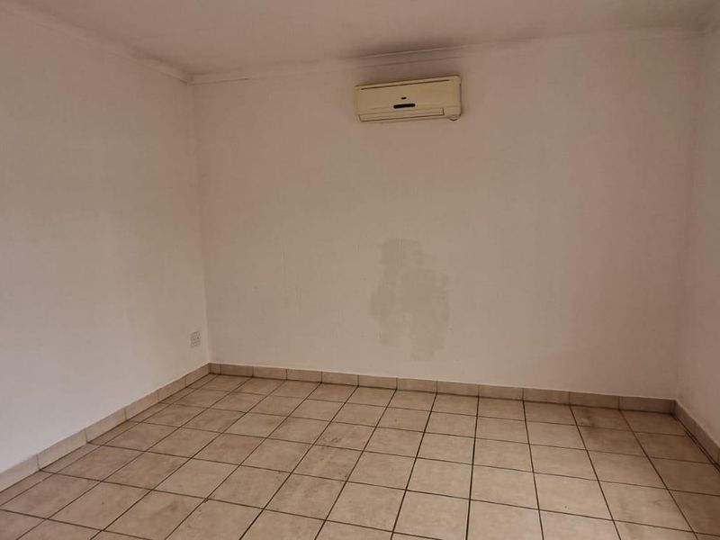 House For Sale in Brentwood Park AH, Kempton Park - Photo 8