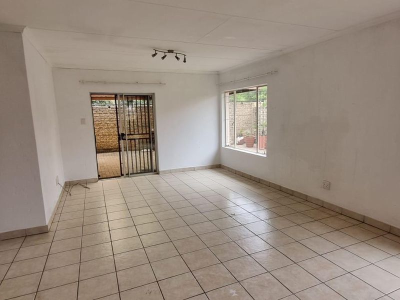 House For Sale in Brentwood Park AH, Kempton Park - Photo 7