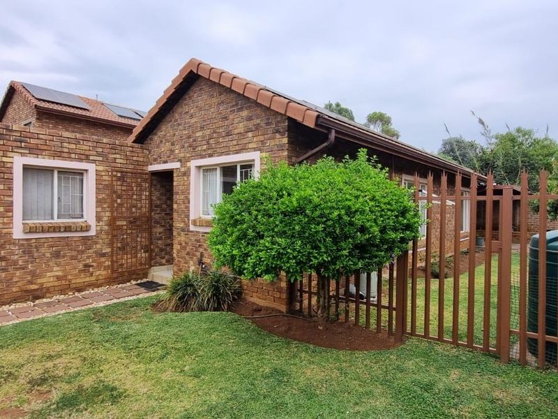 House For Sale in Brentwood Park AH, Kempton Park - Photo 3