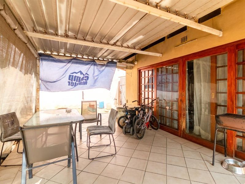 House For Sale in Parkmore, Sandton - Photo 6
