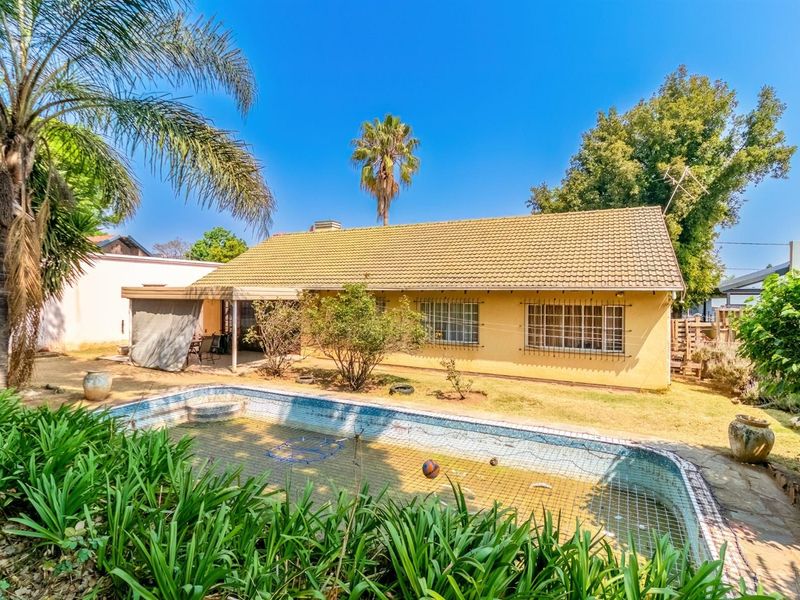 House For Sale in Parkmore, Sandton - Photo 5