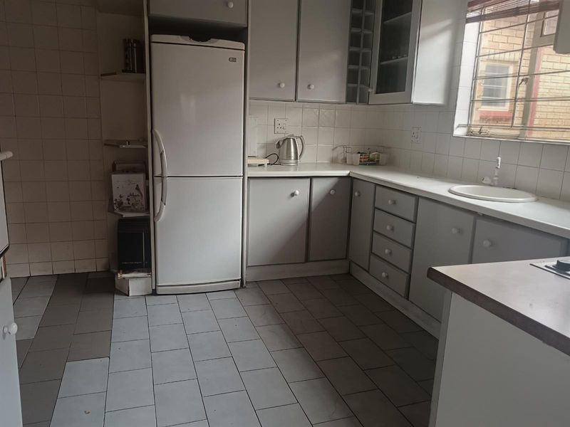 4 Bedroom House For Sale in Diepkloof Zone 3, Diepkloof, Soweto - Photo 4