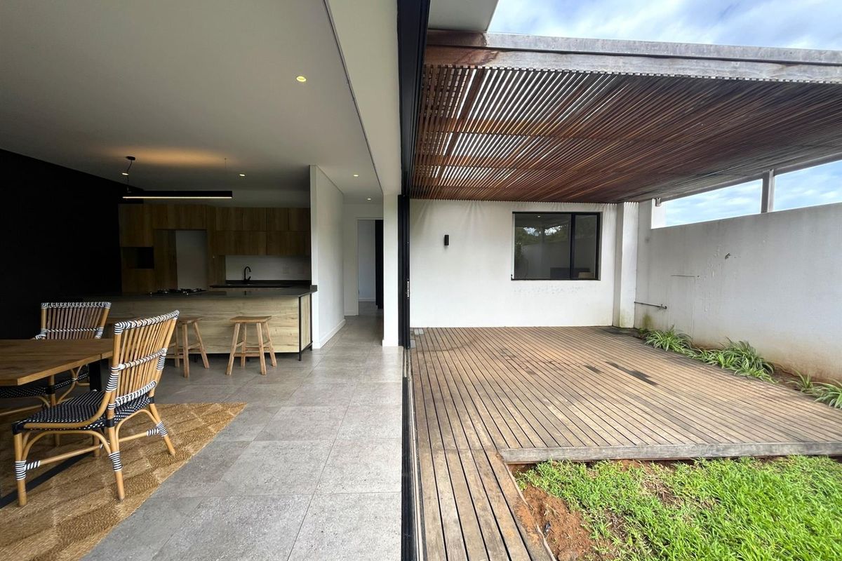 Level Townhouse Elaleni Coastal Forest - Photo 2