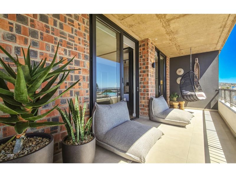 2 Bed Penthouse for sale in Mossel Bay Central - Photo 2