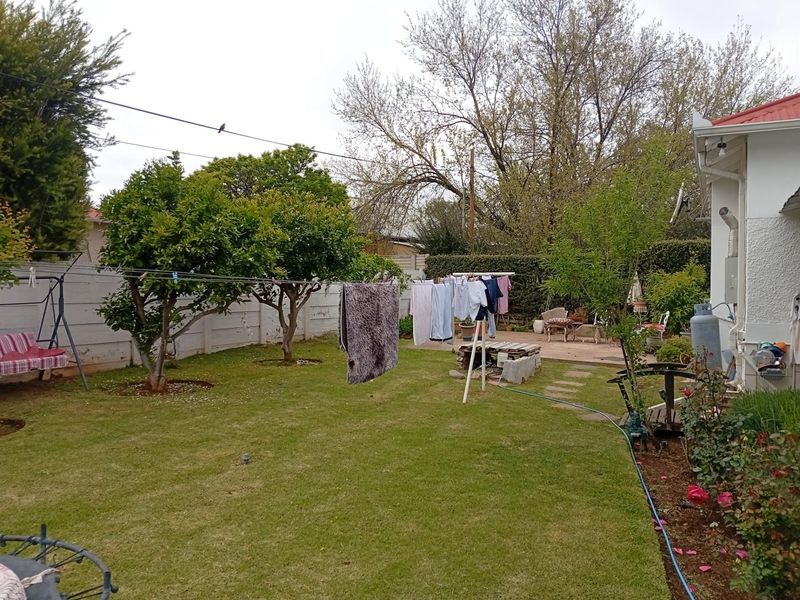 House For Sale in Queenstown Central, Queenstown - Photo 6