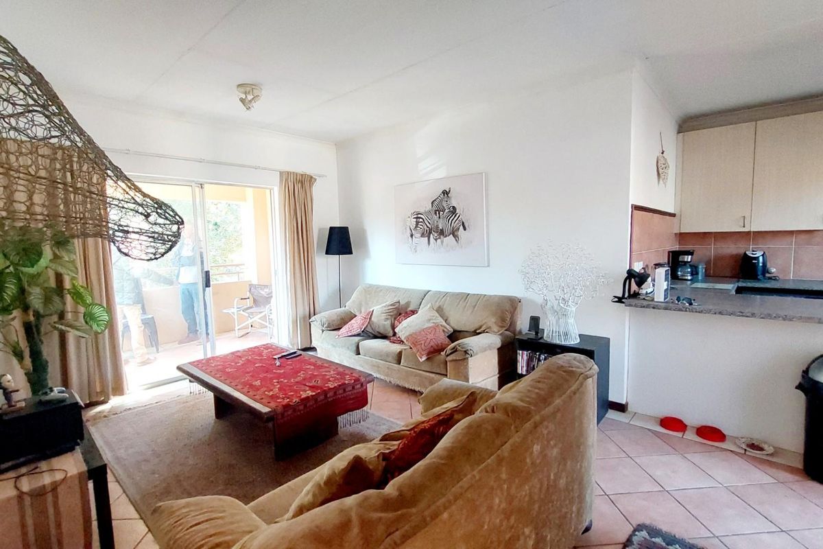 Modern 2-Bedroom Unit in Olympus/Boardwalk - Ideal Home or Investment - Photo 2