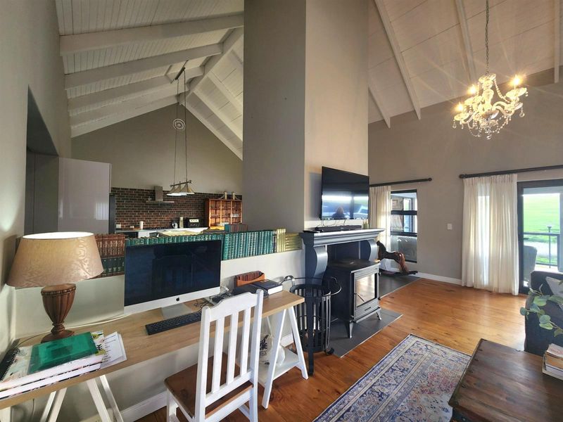 3 Bedroom Home with 1 Bedroom Flat For Sale in Mount Royal Golf and Country Estate - Photo 6