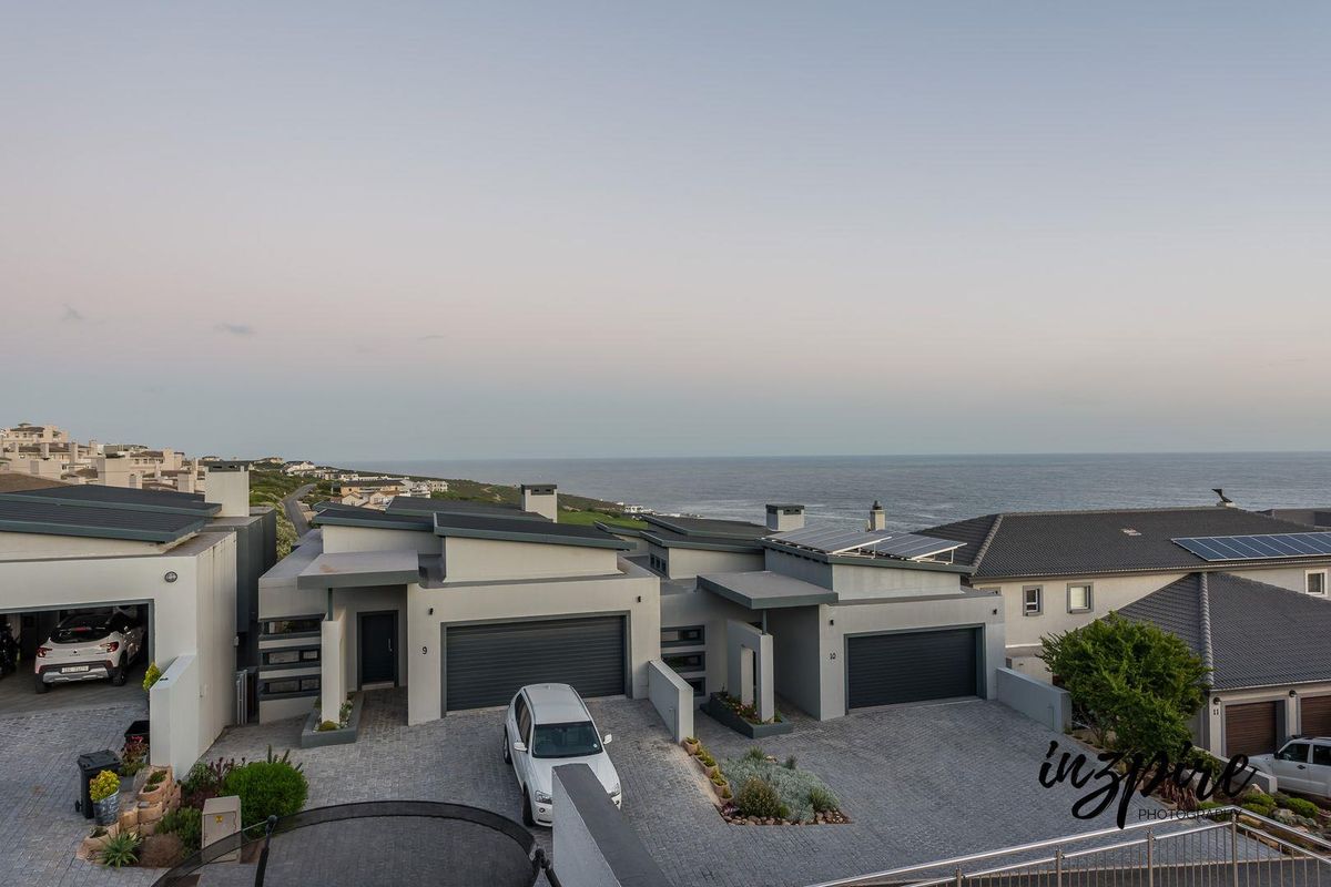 Excellent Investment or Family Home in Pinnacle Point! - Photo 4