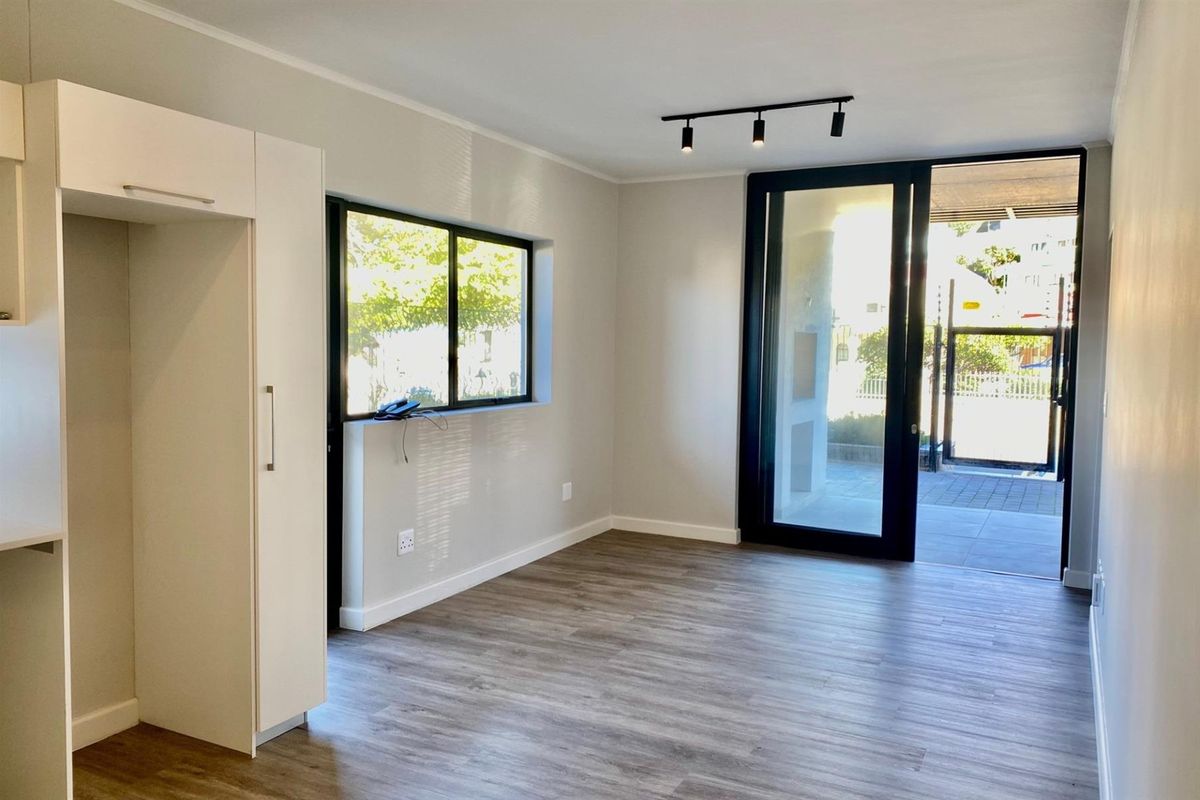 Apartment For Sale in Mossel Bay Central, Mossel Bay - Photo 3