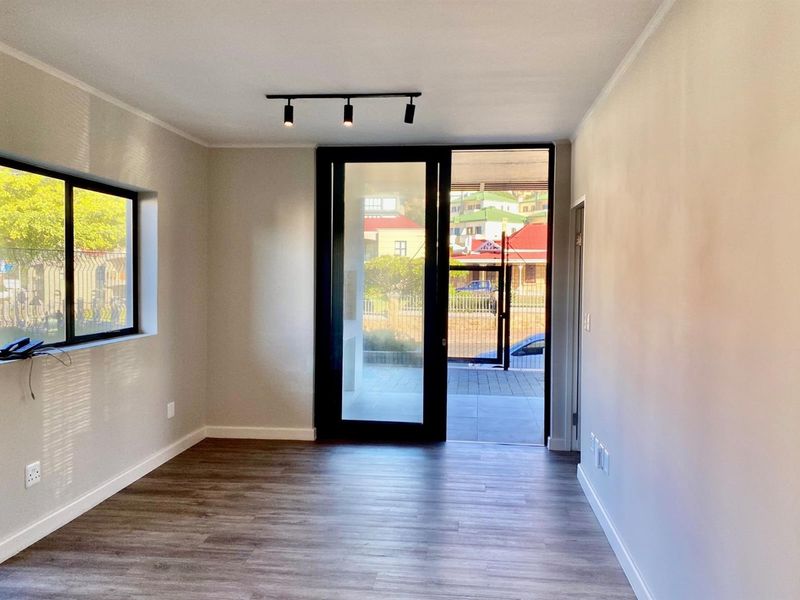 Apartment For Sale in Mossel Bay Central, Mossel Bay - Photo 4