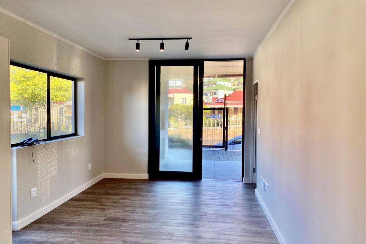 Apartment For Sale in Mossel Bay Central, Mossel Bay - Photo 4