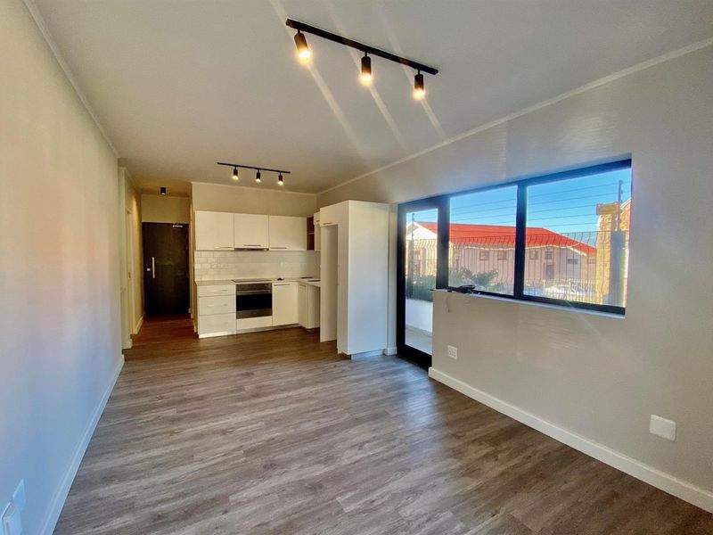 Apartment For Sale in Mossel Bay Central, Mossel Bay - Photo 5