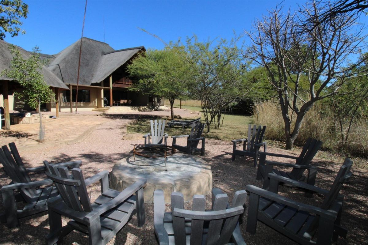 Zebula Golf Estate - Four Bedroom house with en-suite bathrooms and Jacuzzi - Photo 2