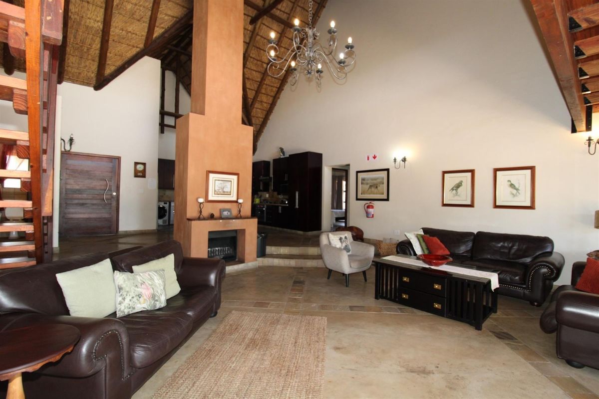 Zebula Golf Estate - Four Bedroom house with en-suite bathrooms and Jacuzzi - Photo 5
