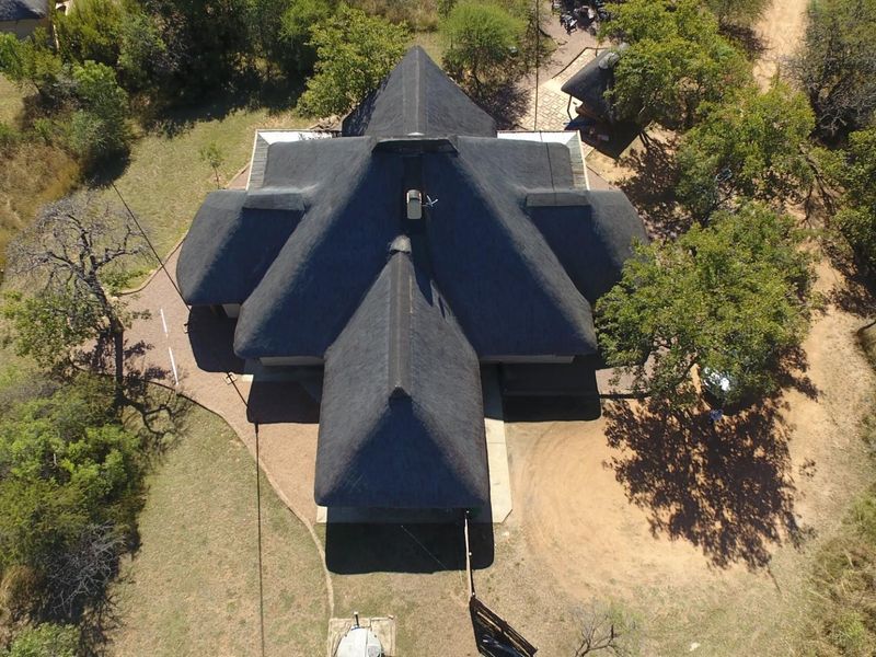 Zebula Golf Estate - Four Bedroom house with en-suite bathrooms and Jacuzzi - Photo 3