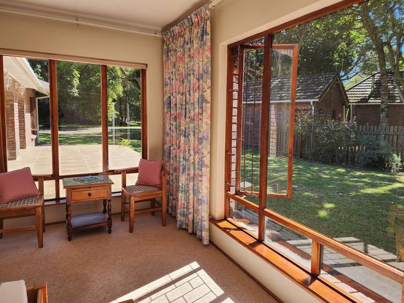 Remarkable House in Brenton on Lake, Knysna - Photo 2