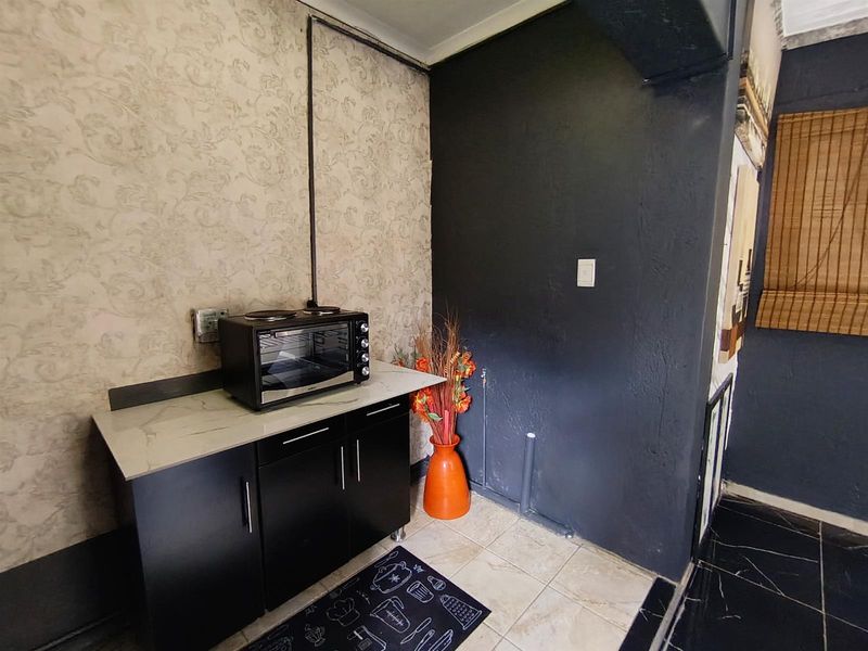 Cottage To Rent in Silver Lakes Golf Estate, Silver Lakes, Pretoria - Photo 6