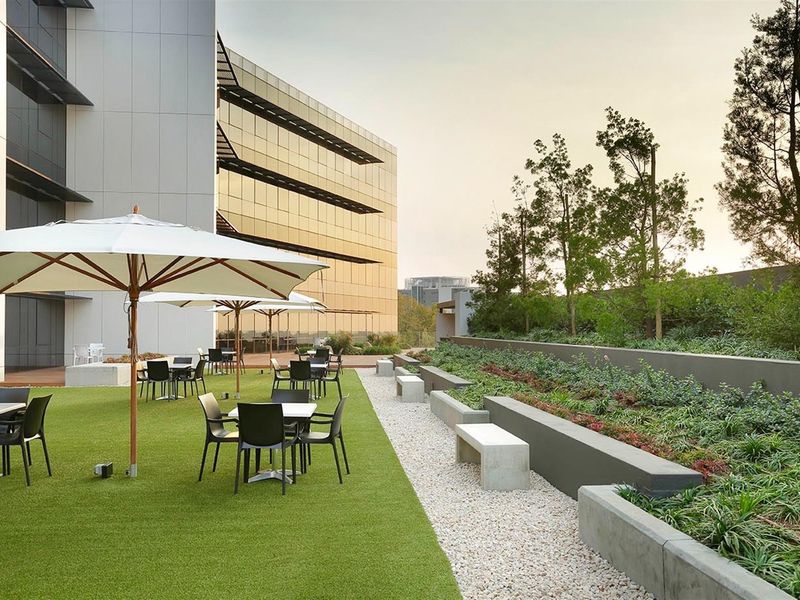 Office Space On The Top Floor of An Ultra Modern Green Building - Photo 2