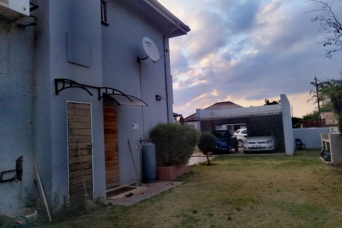 House for sale in Hoeveldpark, Witbank - Photo 5