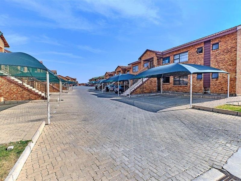 Apartment For Sale in Witfield, Boksburg - Photo 1