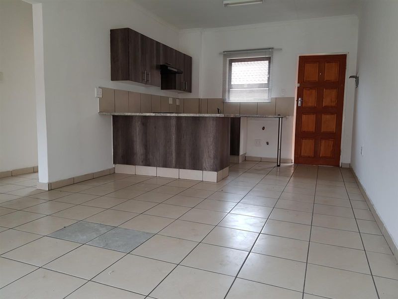 Apartment For Sale in Witfield, Boksburg - Photo 6
